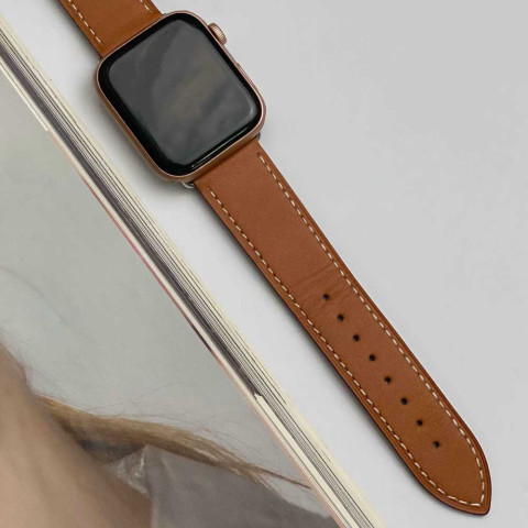 Кожаный ремешок Hermes New Leather на Apple Watch 42/44/45mm Saddle brown